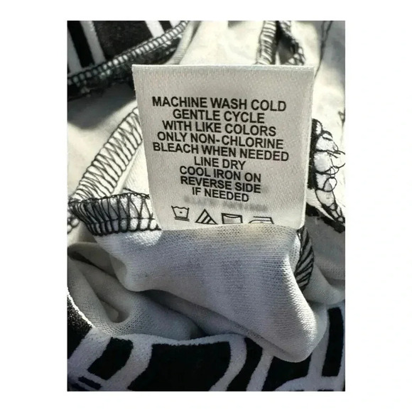 Adrienne Vittadini Women's Medium Black & White Plaid‎ Ankle Pants Casual - Picture 7 of 7